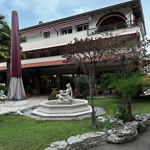 *** Hotel Rey's Italia
